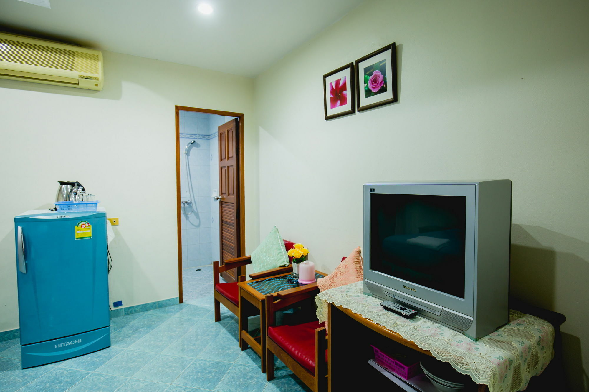 Chusri Hotel Patong Eksteriør billede